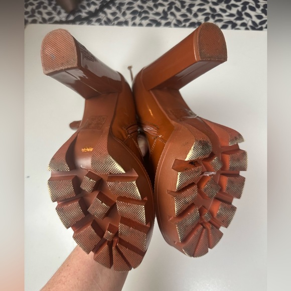 Azalea Wang X Dolls Kill Brown Patent Vegan Leather Rainy Days Boots 7.5 *READ* - Picture 15 of 16